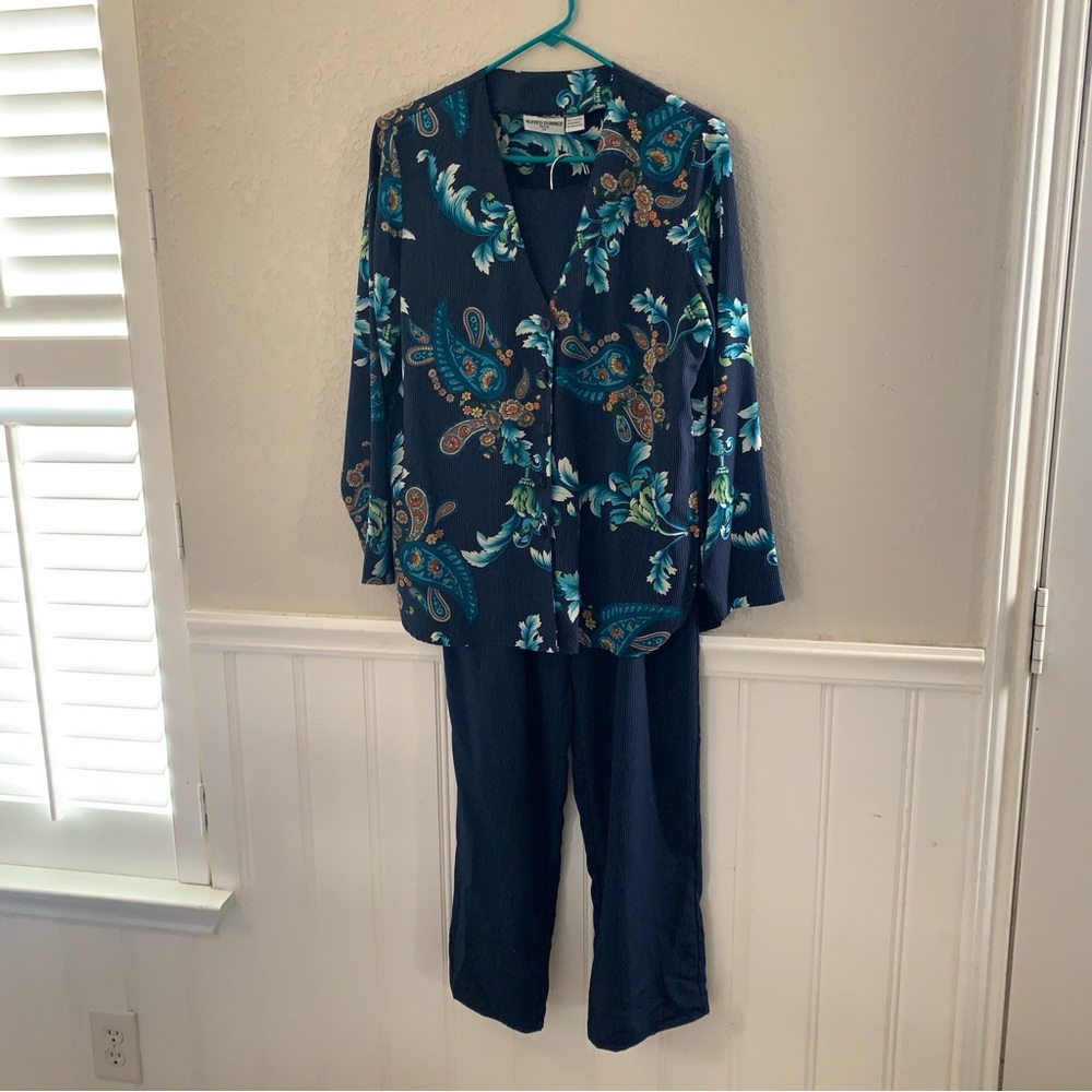 Alfred Dunner pants and shirt top set